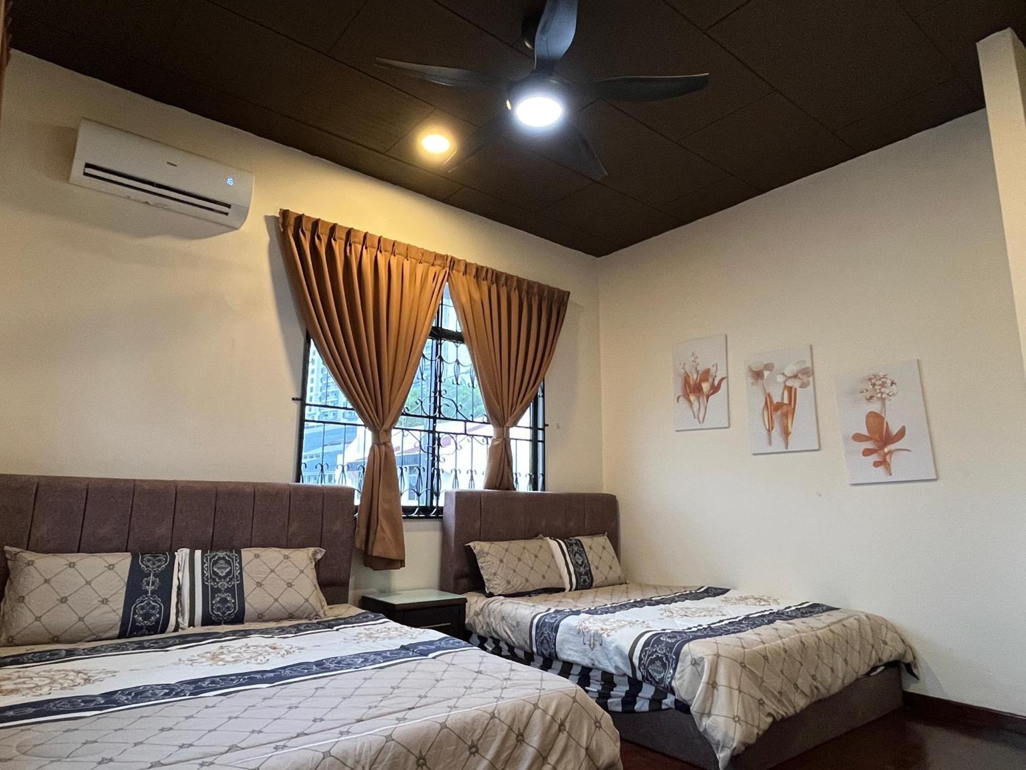 Holiday Villa Max Klebang 25Pax 6Bedroom Indoor Pool For Party Malacca Exterior photo